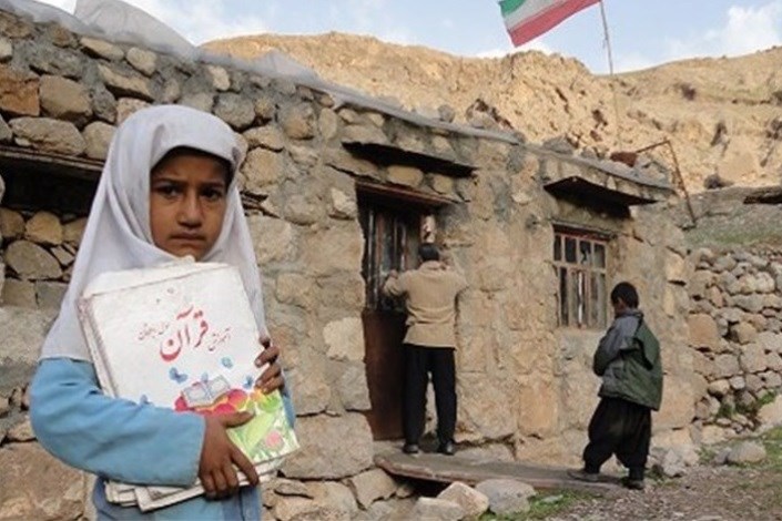 ساخت مدرسه در دورافتاده‌ترین روستای تکاب