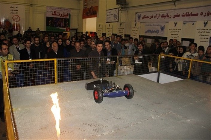 قهرمانی تیم واحد علوم‌وتحقیقات دانشگاه آزاد اسلامی در چهارمین دوره مسابقات ملی رباتیک خیام