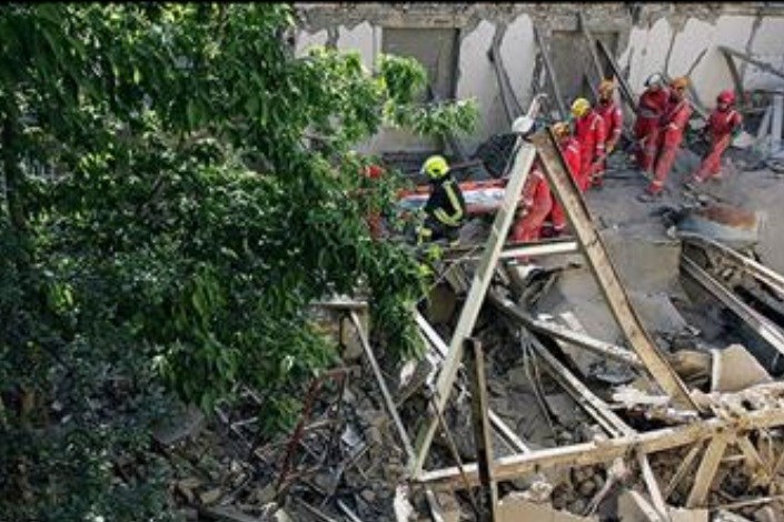 ریزش ساختمان در ۱۷ شهریور تبریز/حادثه مصدومی نداشت