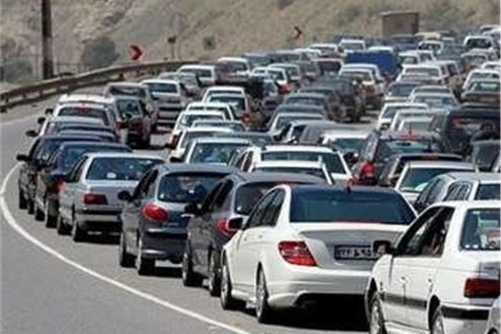 ترافیک  باند جنوبی آزادراه کرج-تهران نیمه سنگین اعلام شد
