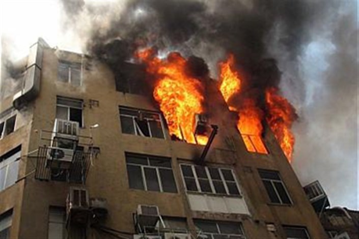 آتش‌سوزی در مجتمع مسکونی/ مرد 40 ساله مصدوم شد