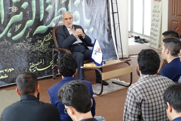 دیدار رییس واحد اصفهان (خوراسگان) دانشگاه آزاد اسلامی  با فعالان بسیج دانشجویی 