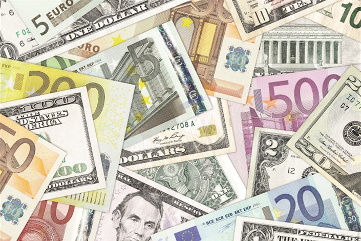 دلار بانکی سه ریال کاهش یافت/ تقویت یورو و پوند انگلیس