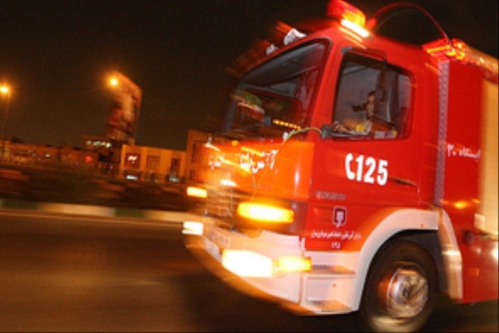 220  خودرو  با 500 آتش نشان در مراسم بزرگداشت امام  راحل(ره) مستقر هستند