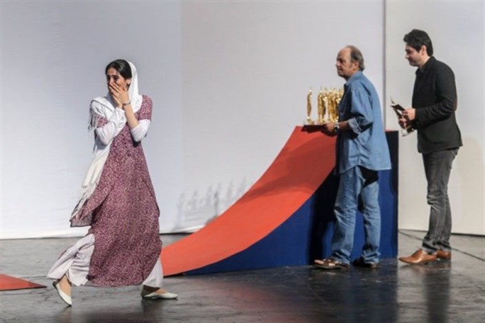 دبیر کانون تئاترواحد مشهد: جشنواره ملی تئاتر دانشگاهیان باعث به وجود آمدن فضای شور و نشاط در بین دانشجویان شد