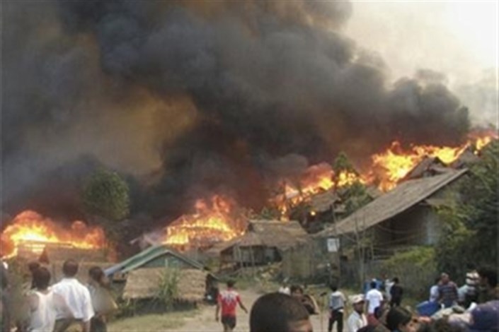 صدها ساختمان مسلمانان در غرب میانمار به آتش کشیده شد