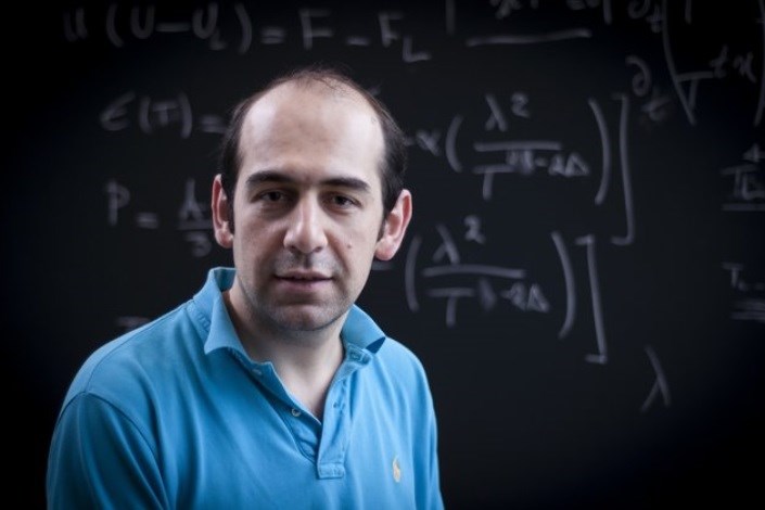 دانشمند ایرانی در پی به چالش کشیدن نظریه اینشتین
