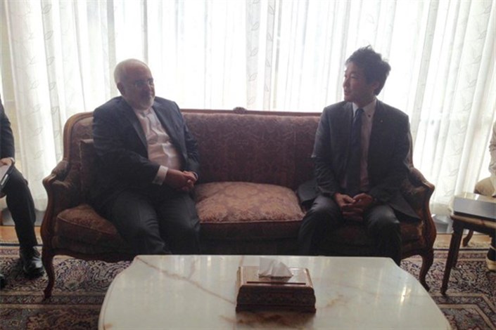 ظریف با وزیر مشاور در امور پارلمانی وزارت خارجه ژاپن ملاقات کرد