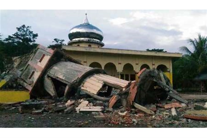افزایش تلفات زلزله ۷ ریشتری اندونزی به ۹۱ تن /دهها نفر زخمی شدند