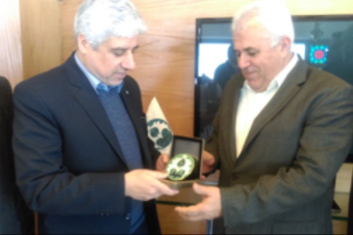 دیدار رئیس دانشگاه تشرین سوریه با رئیس دانشگاه اصفهان