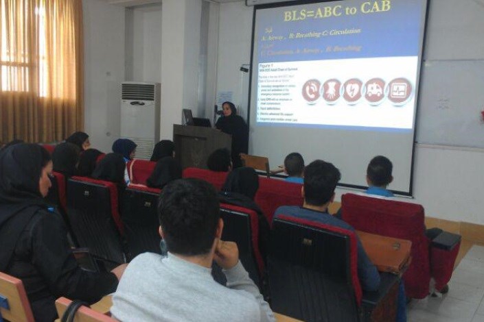   برگزاری کارگاه احیای قلبی ریوی در دانشکده پرستاری واحد لاهیجان دانشگاه آزاد اسلامی 