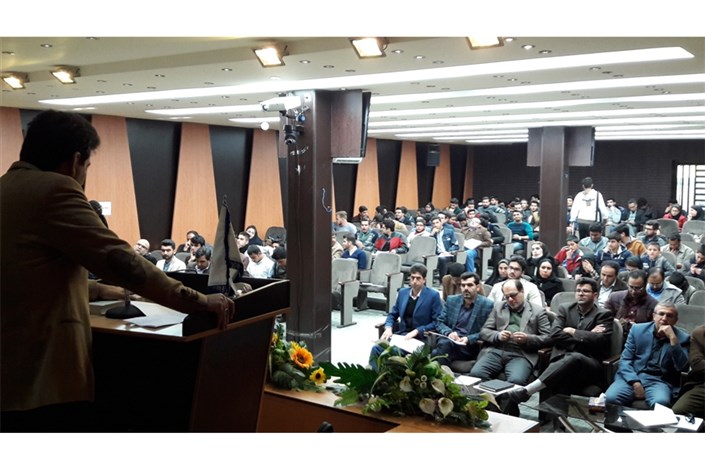 برگزاری سمینار آموزش کار آفرینی در کسب و کارهای نوین در دانشگاه آزاد اسلامی واحد مرودشت