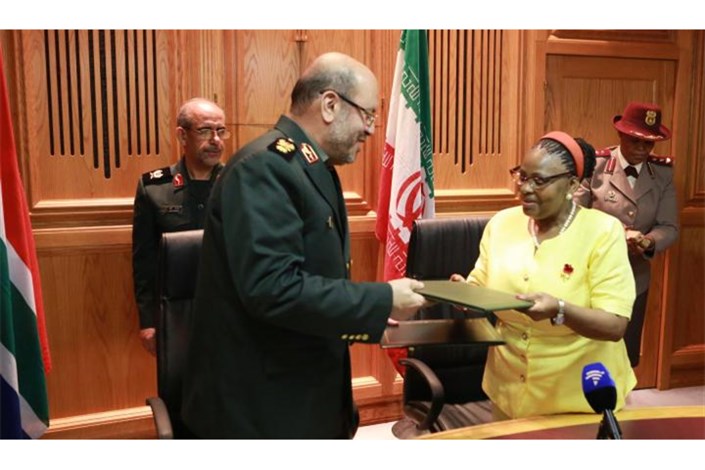 امضای یادداشت تفاهم همکاری های دفاعی – نظامی میان ایران و آفریقای جنوبی
