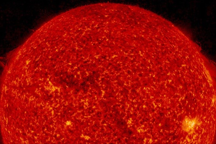 تصویر ناسا از 2 روز فعالیت خورشید