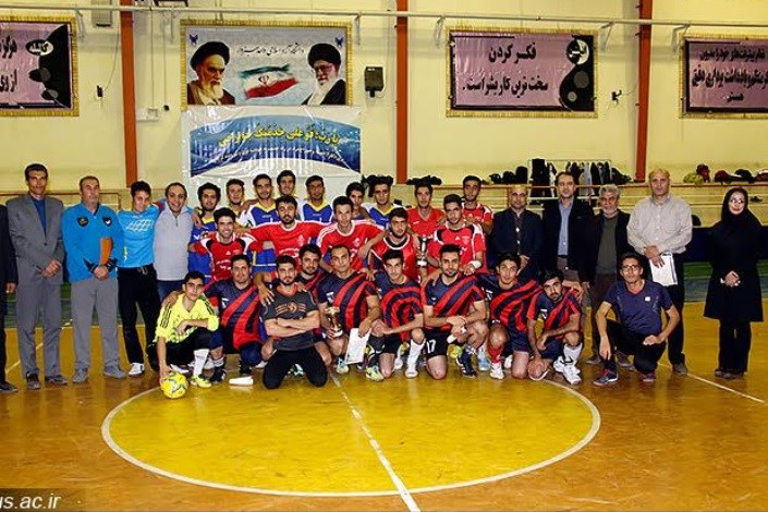رقابت تیم‌های ورزشی در مسابقات جام دانشجو دانشگاه آزاد اسلامی سبزوار