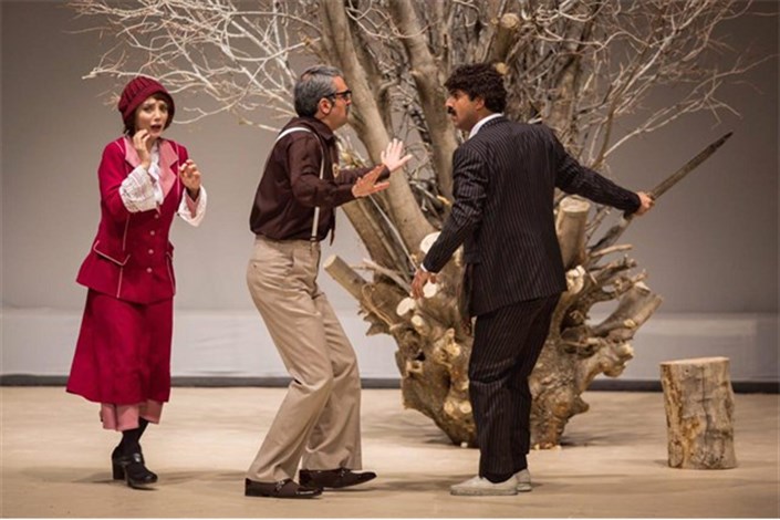 واکنش حسین کیانی به وضعیت تبلیغات تئاتر
