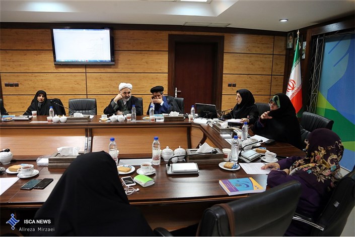 برگزاری جلسه شورای راهبردی زنان فرهیخته دانشگاه آزاد اسلامی