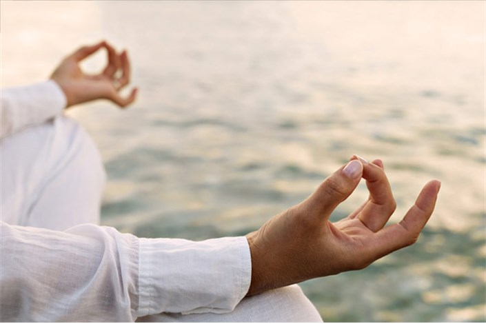 انجام «یوگا» به درمان افسردگی کمک می کند