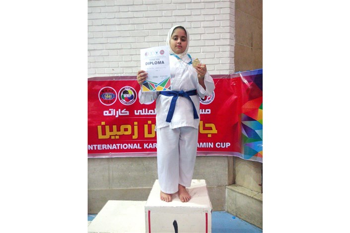 کسب مدال طلای مسابقات بین المللی کاراته کاپ ایران زمین توسط دختر بابلی