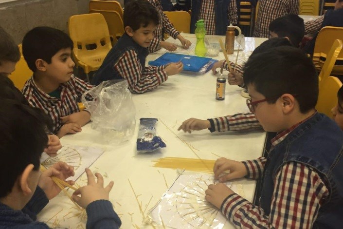 برگزاری کارگاه نانو و سازه ماکارونی با هدف ترغیب فعالیت خلاقانه در مدارس