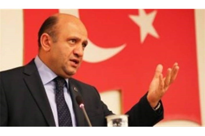 وزیر دفاع ترکیه: حضور ما در پایگاه بعشیقه عراق ضروری است 