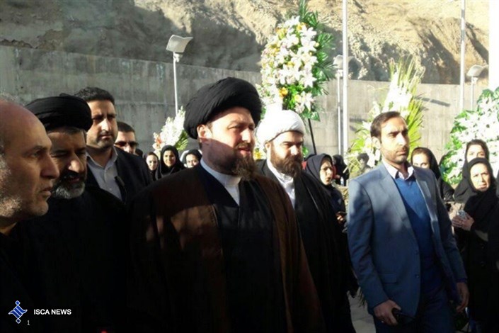 گزارش ایسکانیوز از مراسم بزرگداشت آیت‌الله هاشمی در دانشگاه آزاد اسلامی