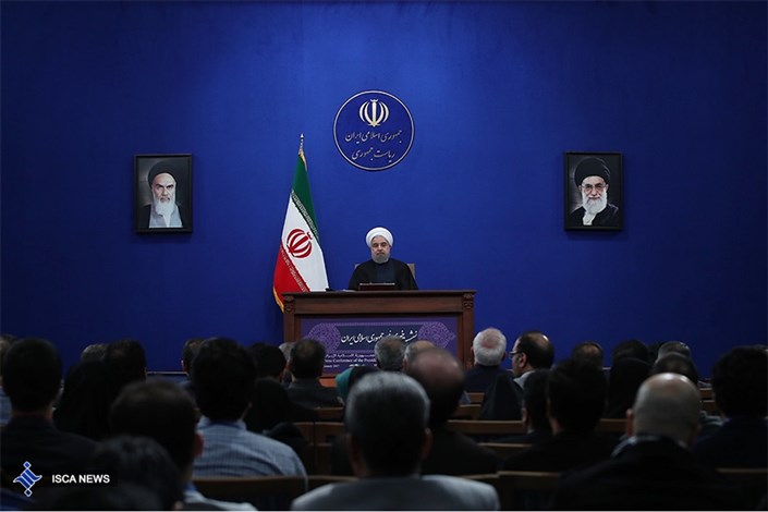 رئیس جمهوری: همه با پیروی از راه اعتدال  برای حل معضلات کشور تلاش کنند/ایران به دنبال صلح و امنیت برای منطقه و جهان است