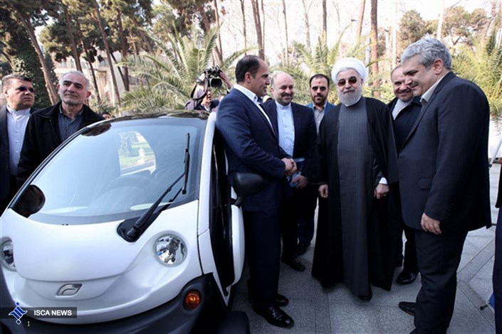 آغاز عملیات ساخت 100 خودرو برقی دوسرنشین «یوز» در دانشگاه آزاد اسلامی