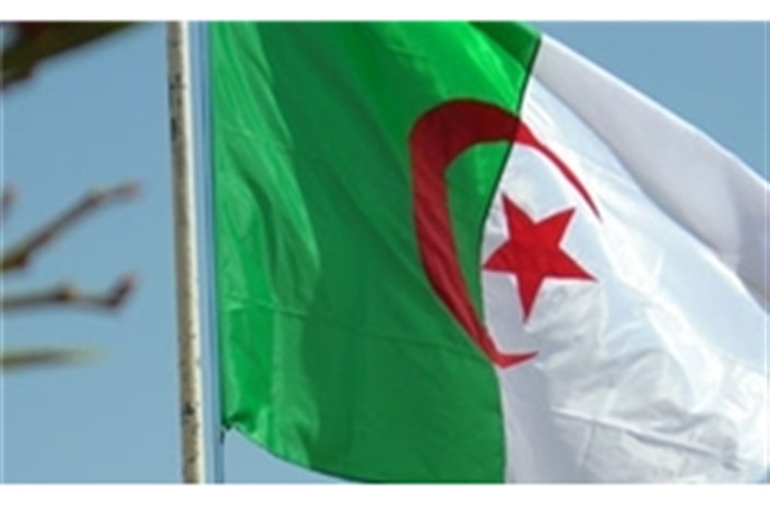 ارتش الجزایر از کشف یک انبار سلاح در جنوب این کشور خبر داد