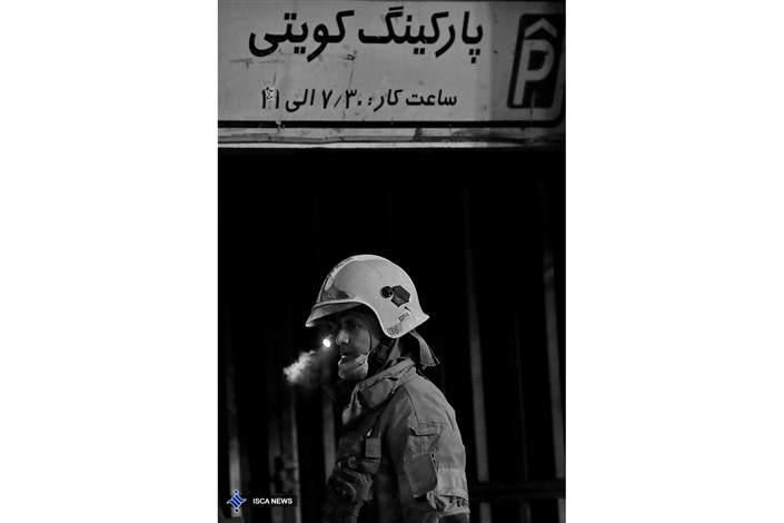 همدردی دانشگاهیان دانشگاه آزاد اسلامی با آتش‌نشانان فداکار/تصاویر