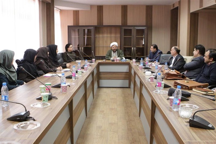 کارگاههای دانش افزایی ویژه استادان در واحد تهران مرکزی به صورت استانی برگزار شد