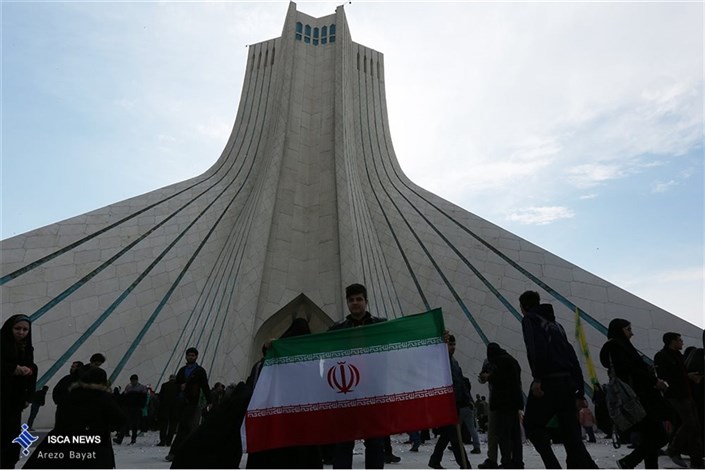 هوای تهران در 22 بهمن سالم است