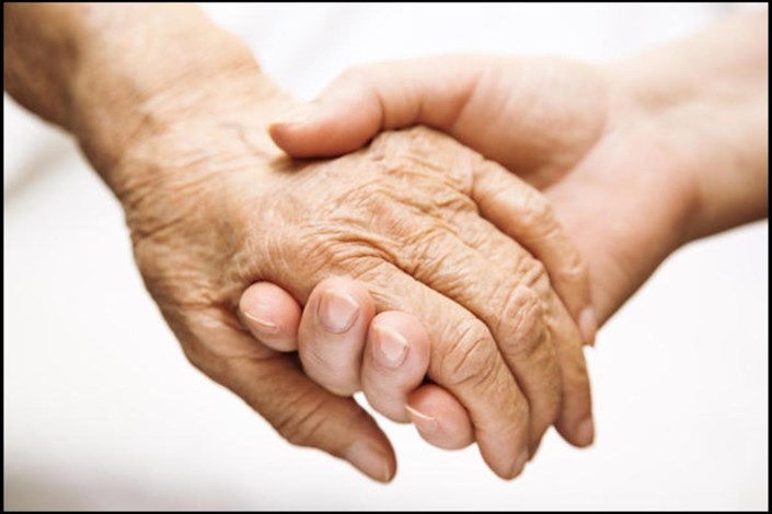 متخصص پوست : اثرات  ژنتیک در چین و چروک قابل پیشگیری نیست