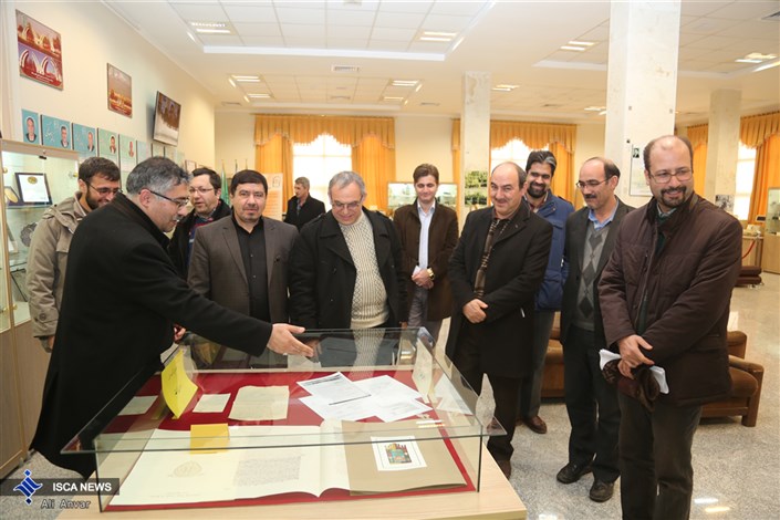 اهدای یک هزار برگ سند به موزه تاریخ علوم اردبیل