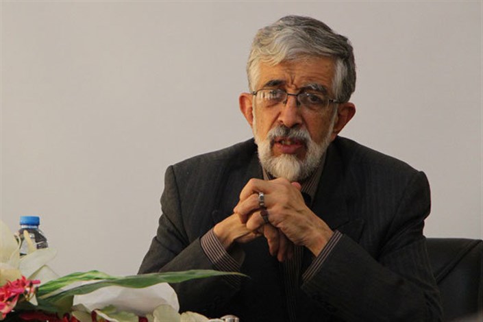 حداد عادل: علت اقبال مردم به رئیسی پاکدستی و صداقت اوست
