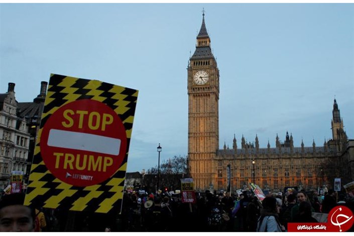 تجمع هزاران نفر در مقابل پارلمان انگلیس در اعتراض به سفر ترامپ به لندن