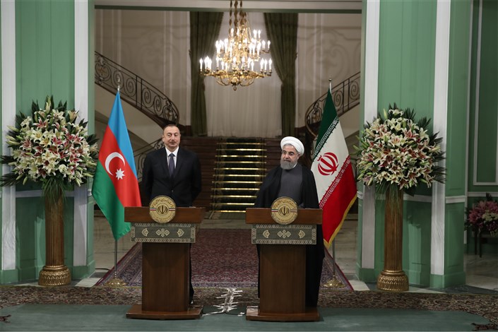 رئیس جمهوری: روابط تهران – باکو دوستانه، برادرانه و راهبردی است