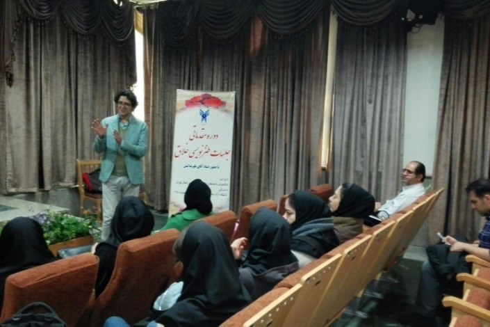 برگزاری دوره مقدماتی جلسات طنزنویسی خلاق واحدهای دانشگاه آزاد اسلامی استان تهران
