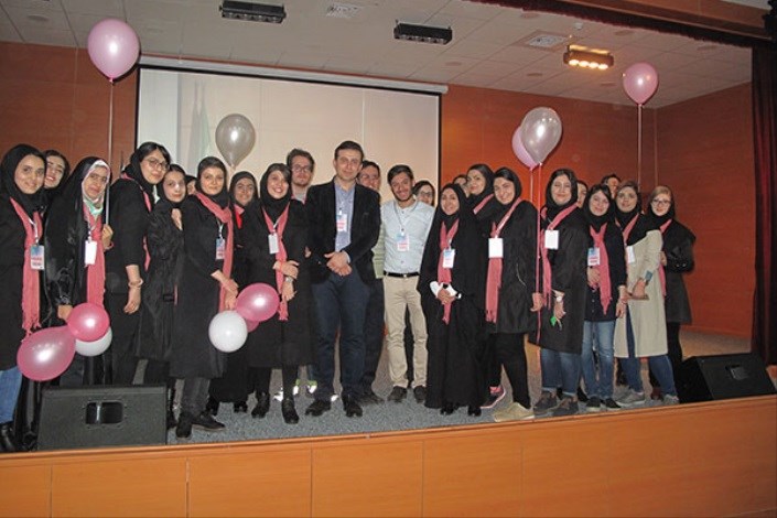  برگزاری همایش بزرگ "روبان صورتی" در دانشگاه علوم پزشکی آزاد اسلامی تهران