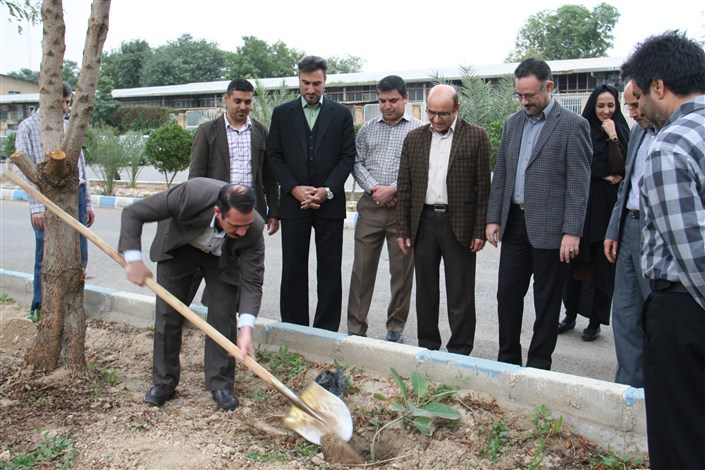مراسم روز درختکاری در واحد دزفول برگزار شد
