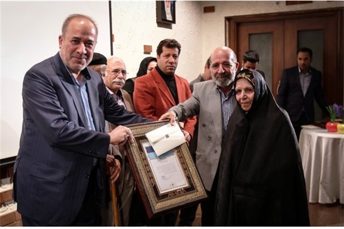 بانوان هنرمند به خوبی شناسانده نشده‌اند