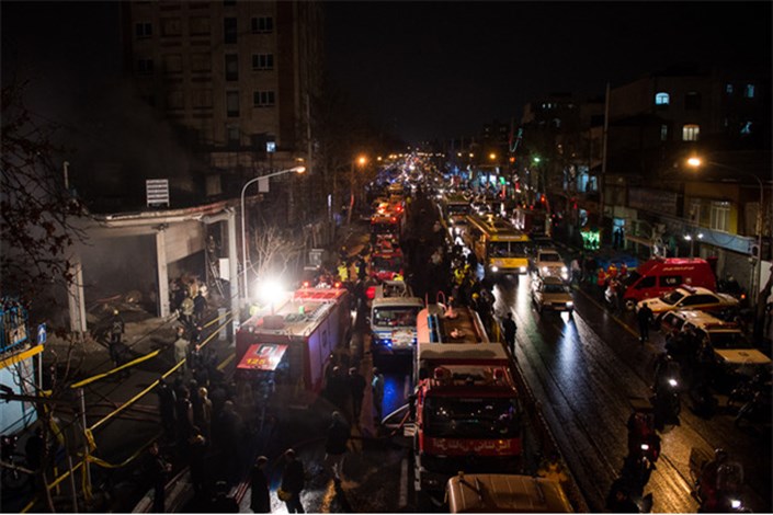 پایان عملیات 24 ساعته آتش‌نشانان در خیابان 17 شهریور