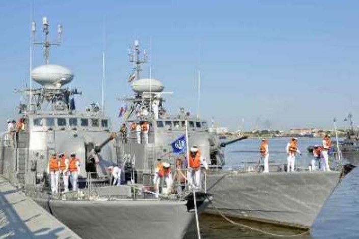 توسعه همکاری های نظامی دریایی ایران و روسیه بررسی شد
