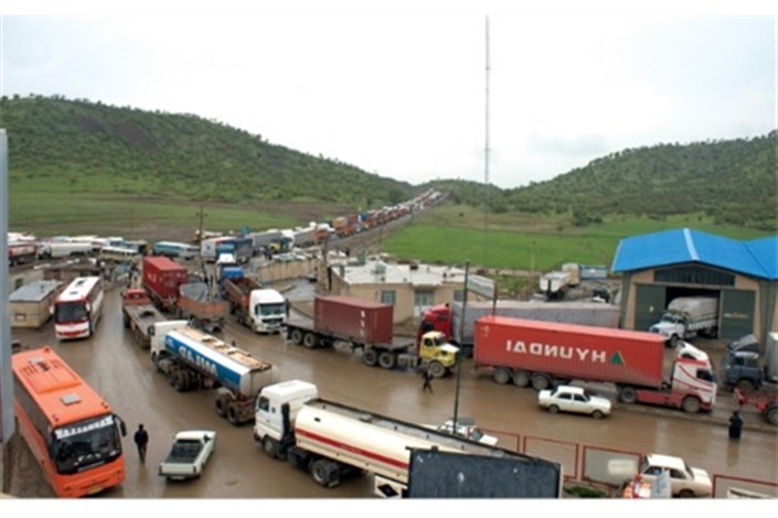 مشکل عبور کامیون‌های ایرانی در مرز بازرگان رفع شد
