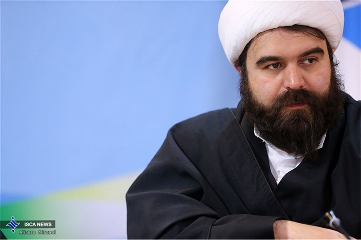 درخواست ۳۰۶ نفر از اعضای شورایاری های تهران برای کاندیداتوری نوه امام خمینی (ره)