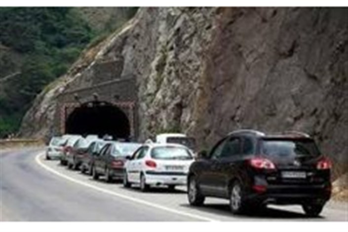 آخرین وضعیت ترافیکی جاده‌ها  تا ساعت 15 امروز /کرج-چالوس هنوز ترافیک دارد
