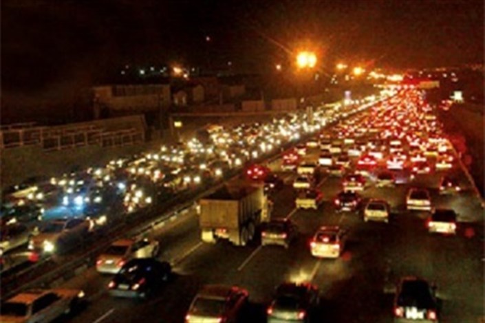 ترافیک پرحجم در آزاد راه تهران - کرج/انسداد 10 محور مواصلاتی کشور