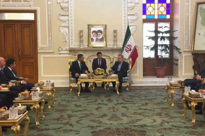 دیدار لاریجانی با وزیر دفاع جمهورى آذربایجان 