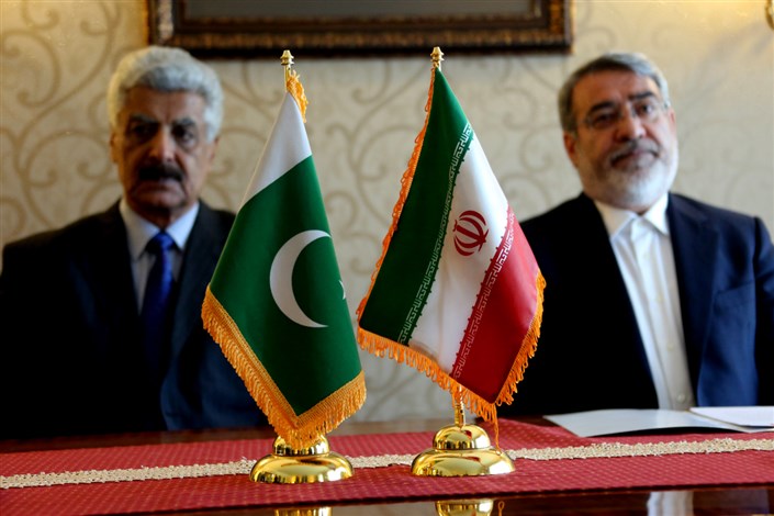وزیر کشور: توسعه روابط اقتصادی ایران و پاکستان به ارتقاء امنیت پایدار دو کشور کمک می‌کند