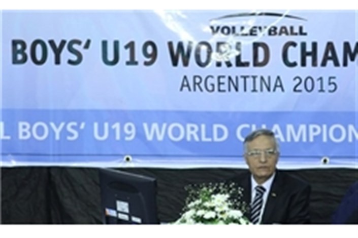 درخشنده دعوت کنفدراسیون والیبال آسیا را رد کرد